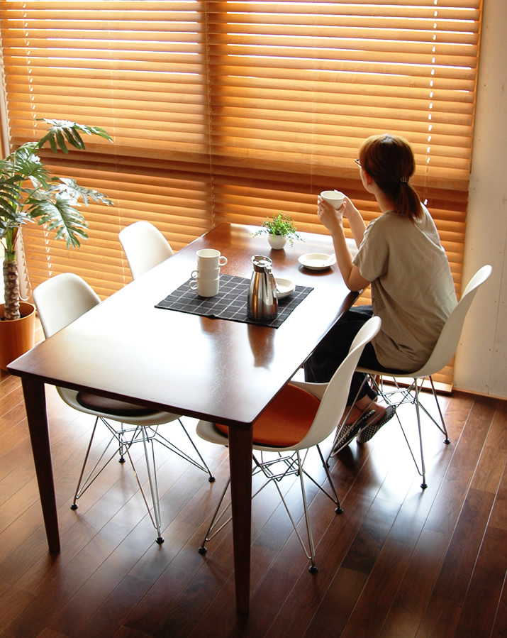 イームズ サイドシェルチェア Dsr ４脚セット シートパッド付き インテリアショップvanilla