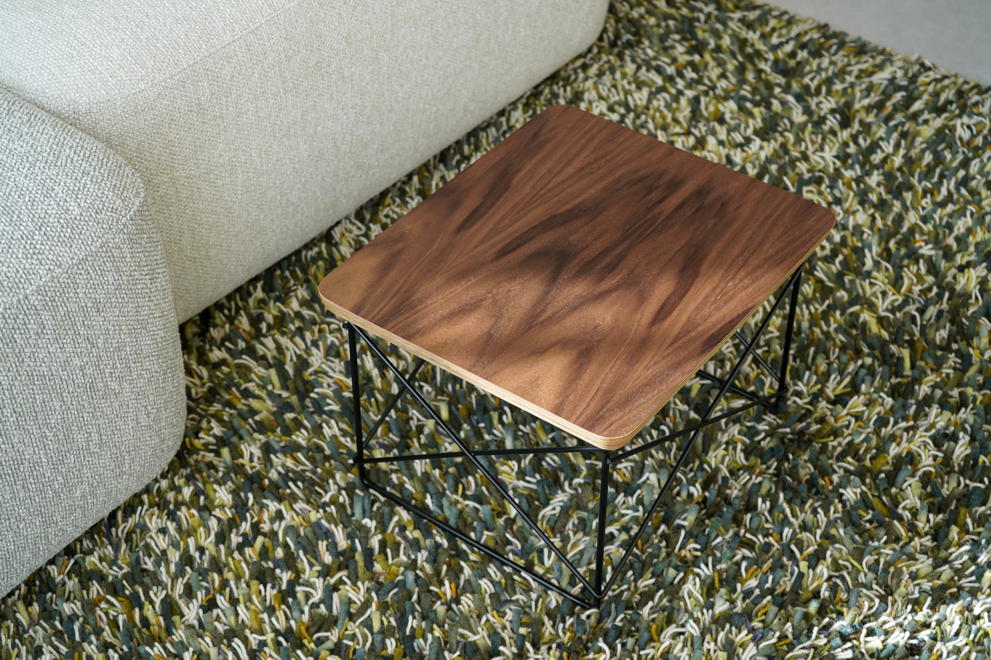 ハーマンミラー(Hermanmiller)イームズLTRT木目販売