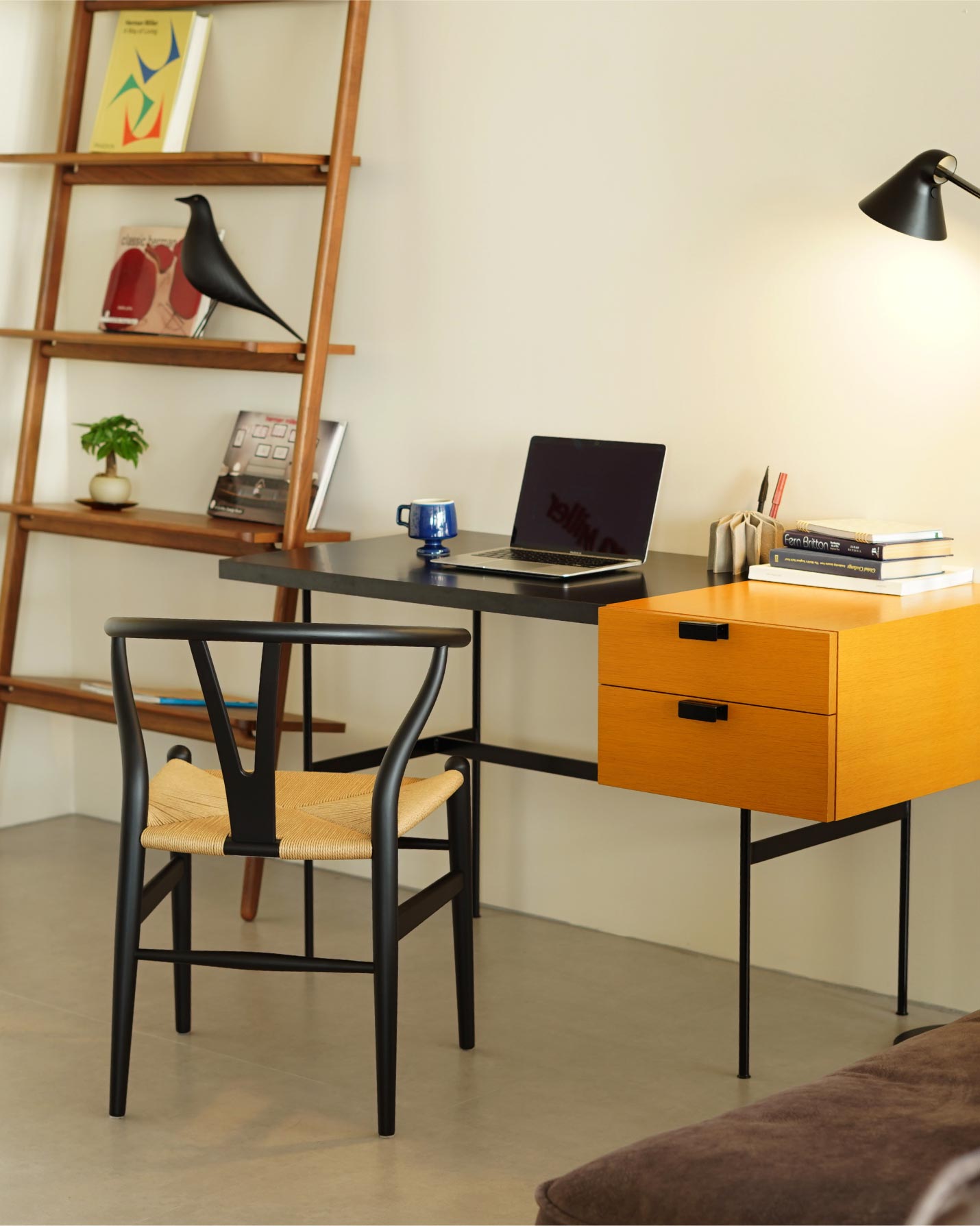 ピエール・ポランデスクとCARL HANSEN & SON (カール・ハンセン&サン)CH24(Yチェア)ソフトブラック/ビーチ