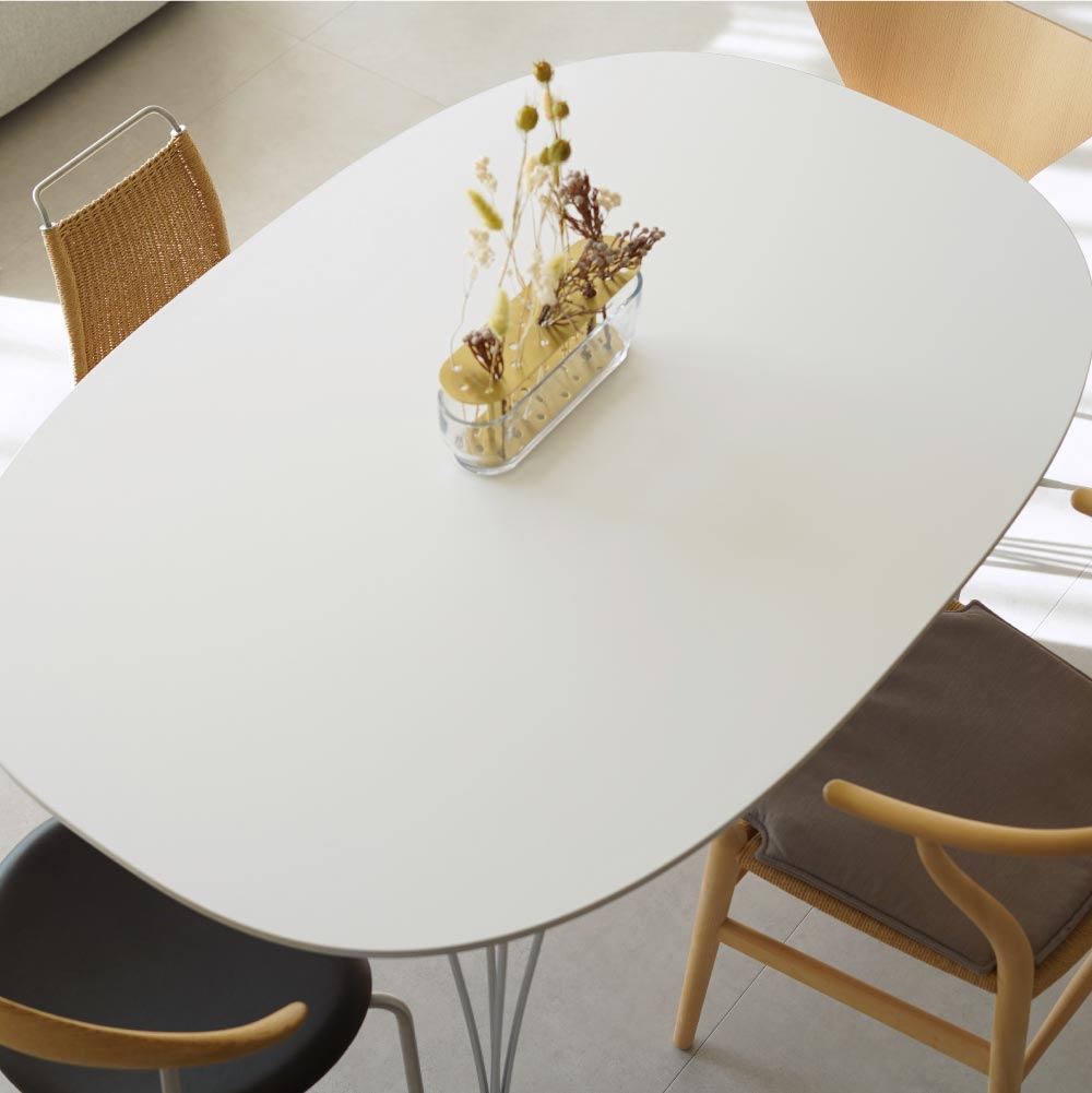 フリッツ・ハンセン スーパー楕円テーブル B612（150×100cm）ラミネート / スパンレッグ