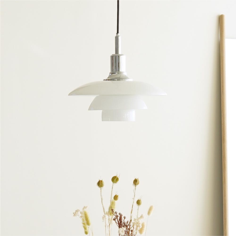 ルイスポールセン（Louis Poulsen） PH 3 1/2-3 グラスペンダント / シルヴァー・クローム