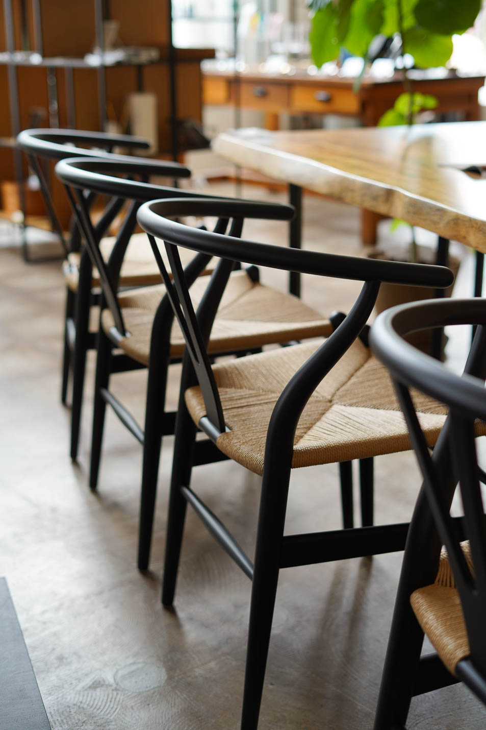 Yチェア CH24 ビーチ SOFT BLACK マットブラック CARL HANSEN & SON（カールハンセン＆サン） ハンス J. ウェグナー