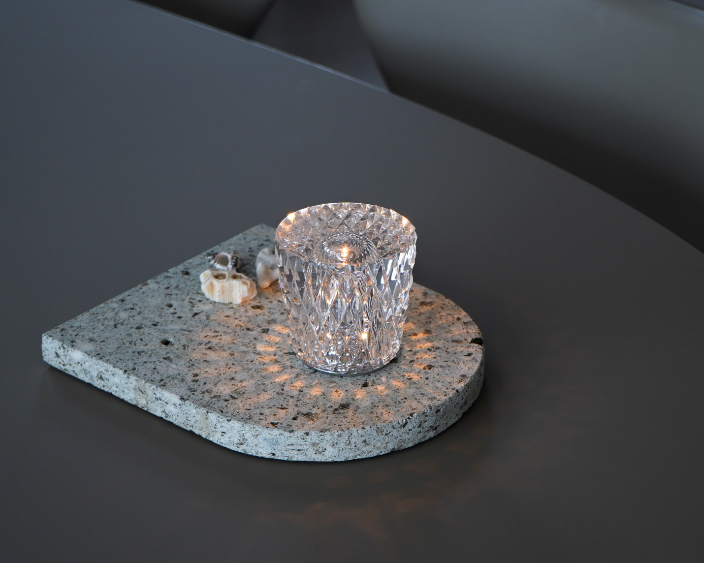 vanillaオリジナル大谷石ハーフラウンドプレート