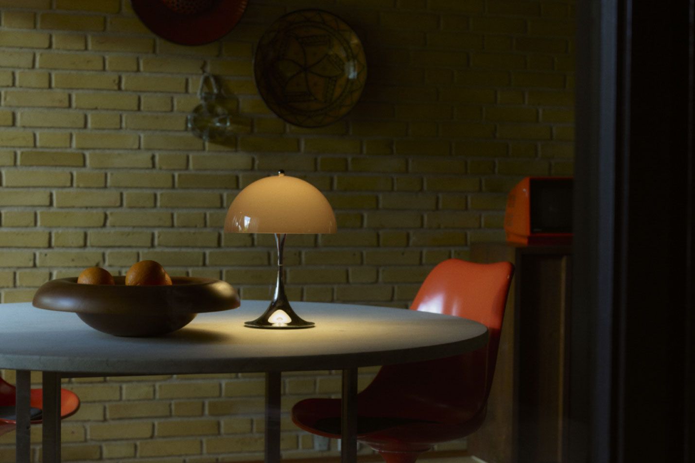 ルイスポールセン(Louis Poulsen) パンテラ 250 ポータブル ORIGINALS オパール・ブラウン・クローム