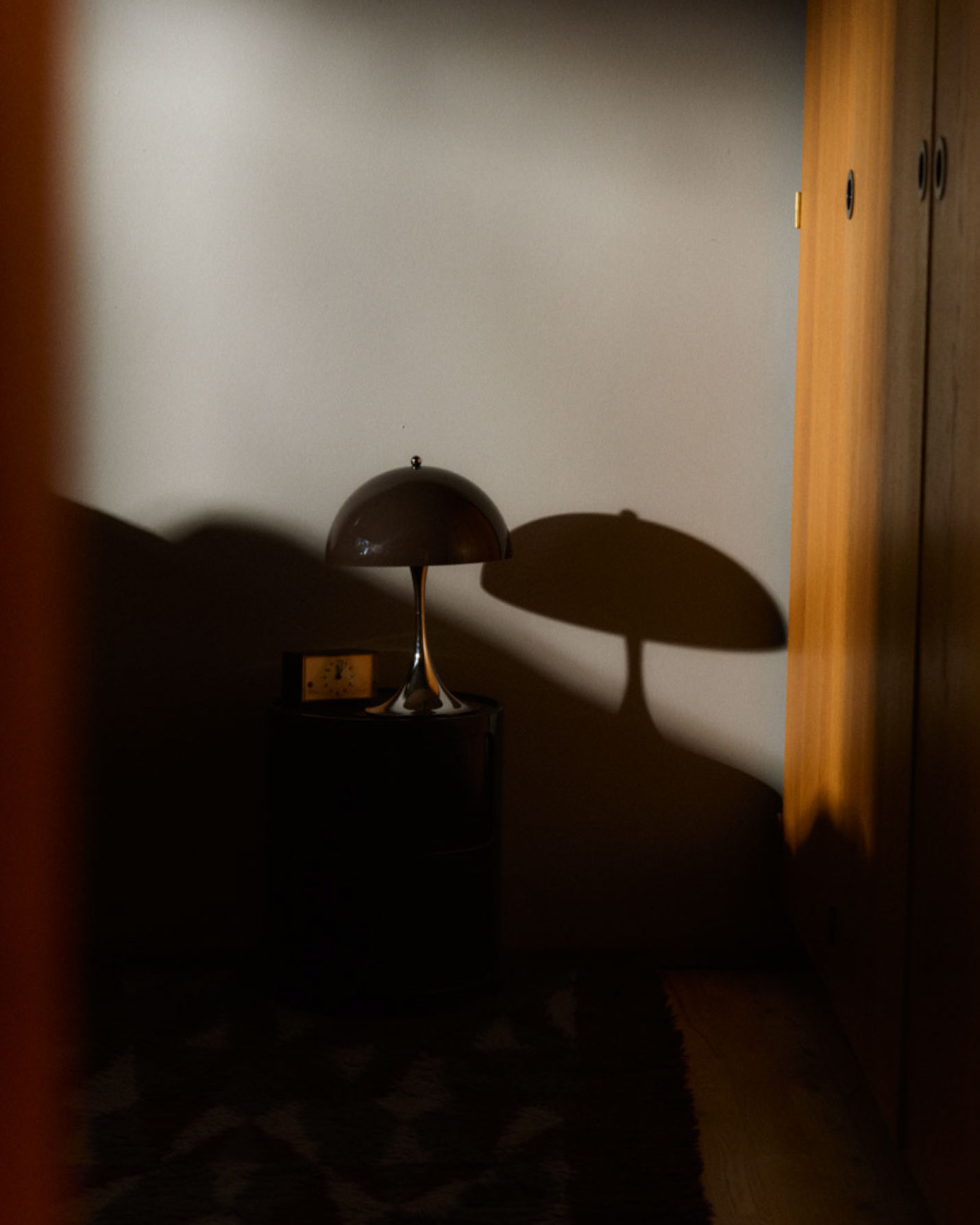 ルイスポールセン（Louis Poulsen） パンテラ 250 ポータブル ORIGINALS オパール・ブラウン・クローム