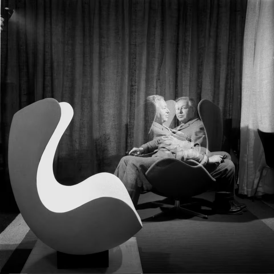 フリッツ・ハンセン（FRITZ HANSEN）デザイナーアルネ・ヤコブセン