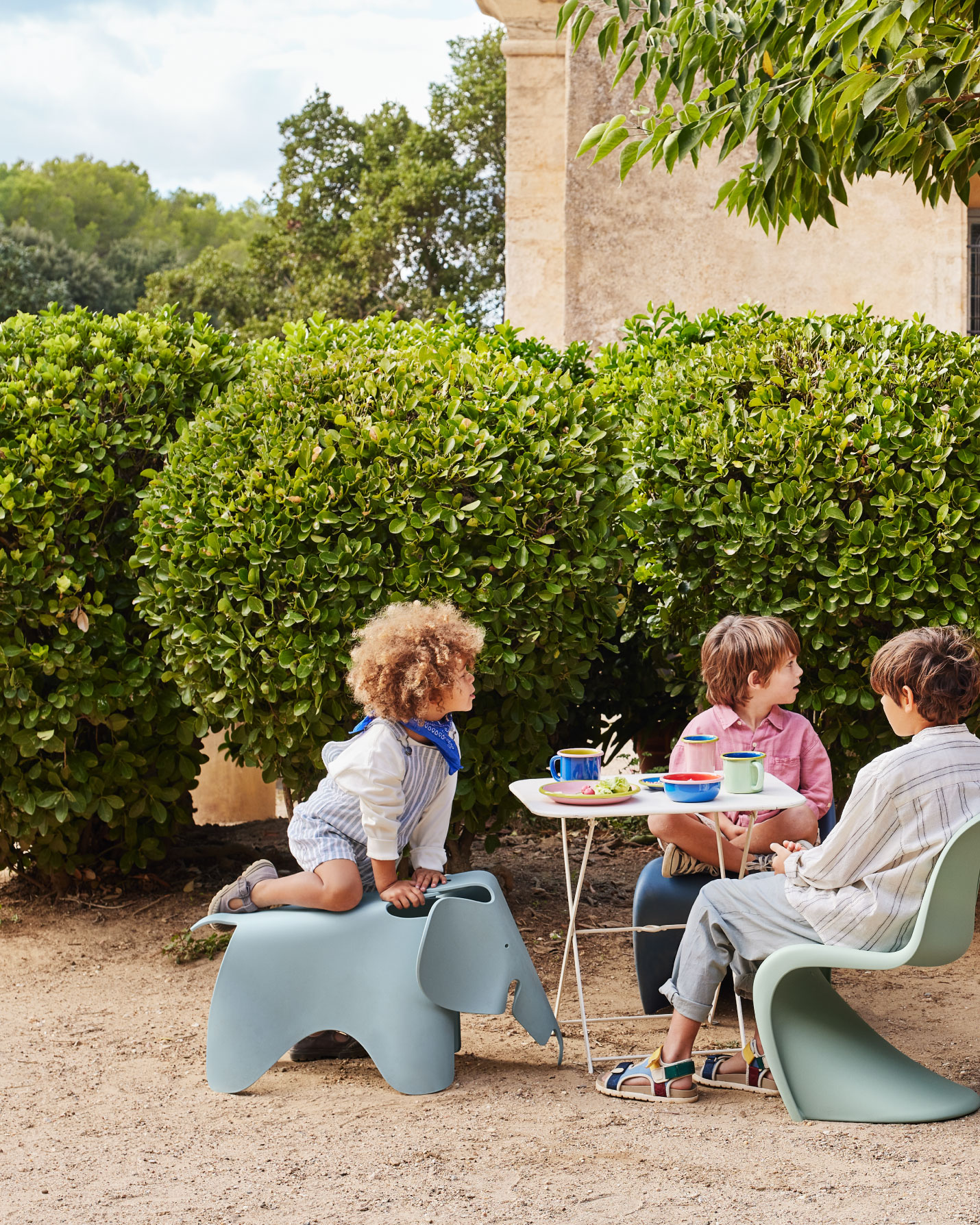 Vitra（ヴィトラ）イームズエレファントRE