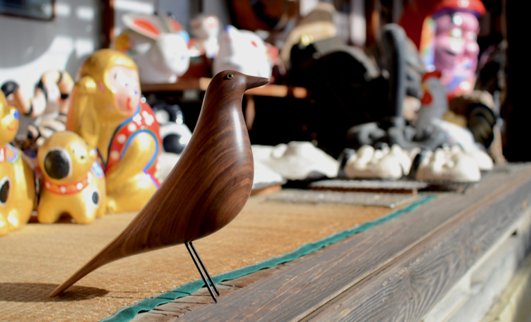 Vitra（ヴィトラ） イームズ ハウスバード（Eames House Bird）ウォールナット | インテリアショップvanilla