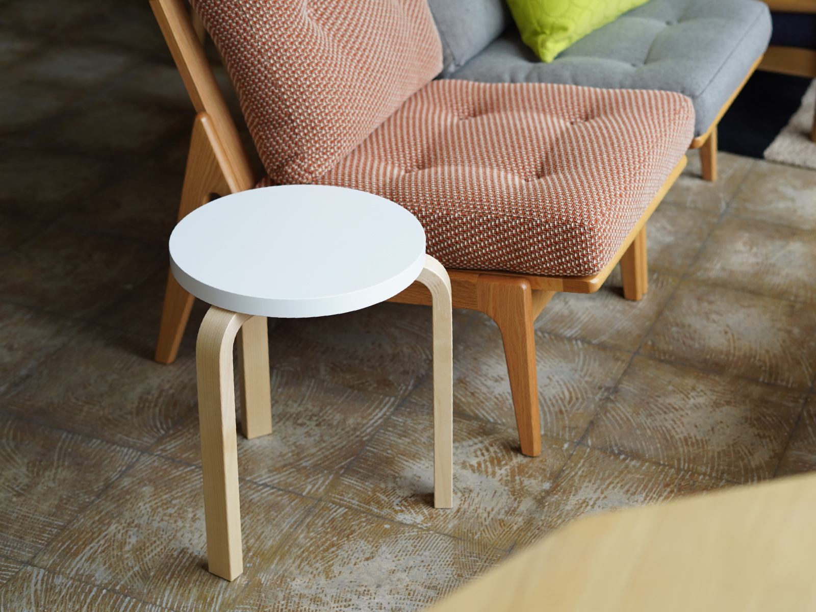 artek (アルテック)  3本脚 スツール stool60 カラーラッカー