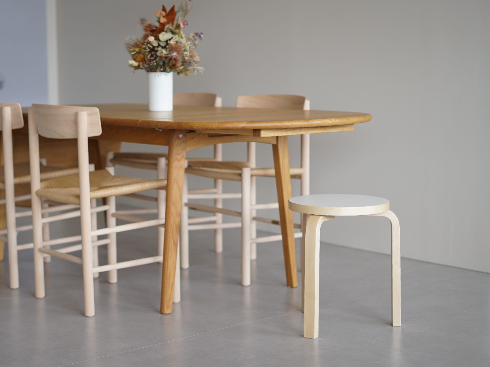 artek (アルテック)  3本脚 スツール stool60 ホワイトラミネート