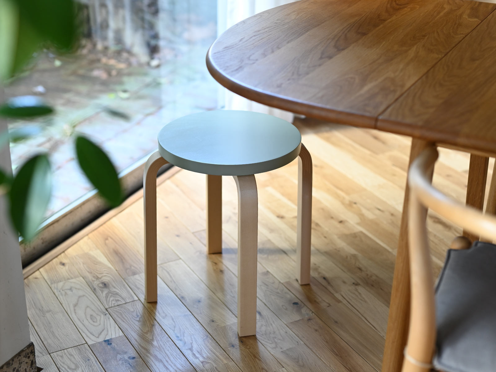 artek (アルテック)  4本脚 スツール stool E60 カラーラッカー