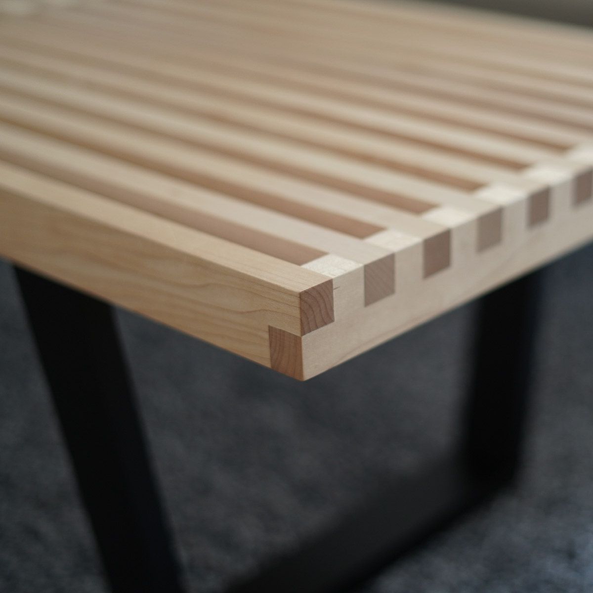 ハーマンミラー（Hermanmiller）ネルソン プラットフォームベンチ メープル ウッドベース 1220［PB.48W UL］