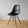 ハーマンミラー（Hermanmiller）イームズ サイドシェルチェア DSW ブラック ブラックベース ウォールナット［DSW. BK OU ZA E8］