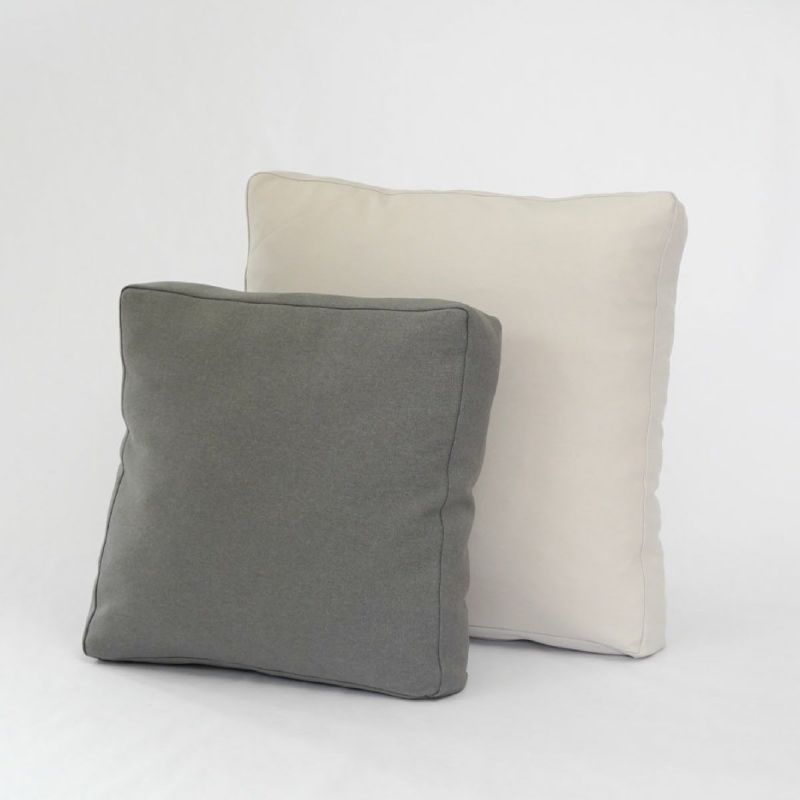 サンドイッチクッション 小:ライトグレー × 大:オフホワイト