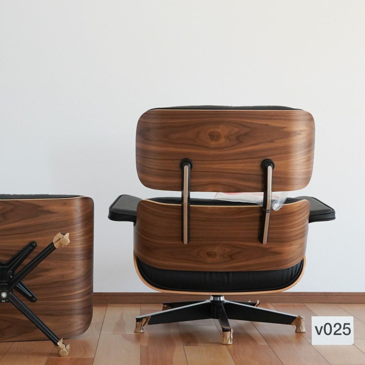 ハーマンミラー（Hermanmiller）イームズ ラウンジチェア＆オットマン ウォールナット v025［ES67071-OU2109］