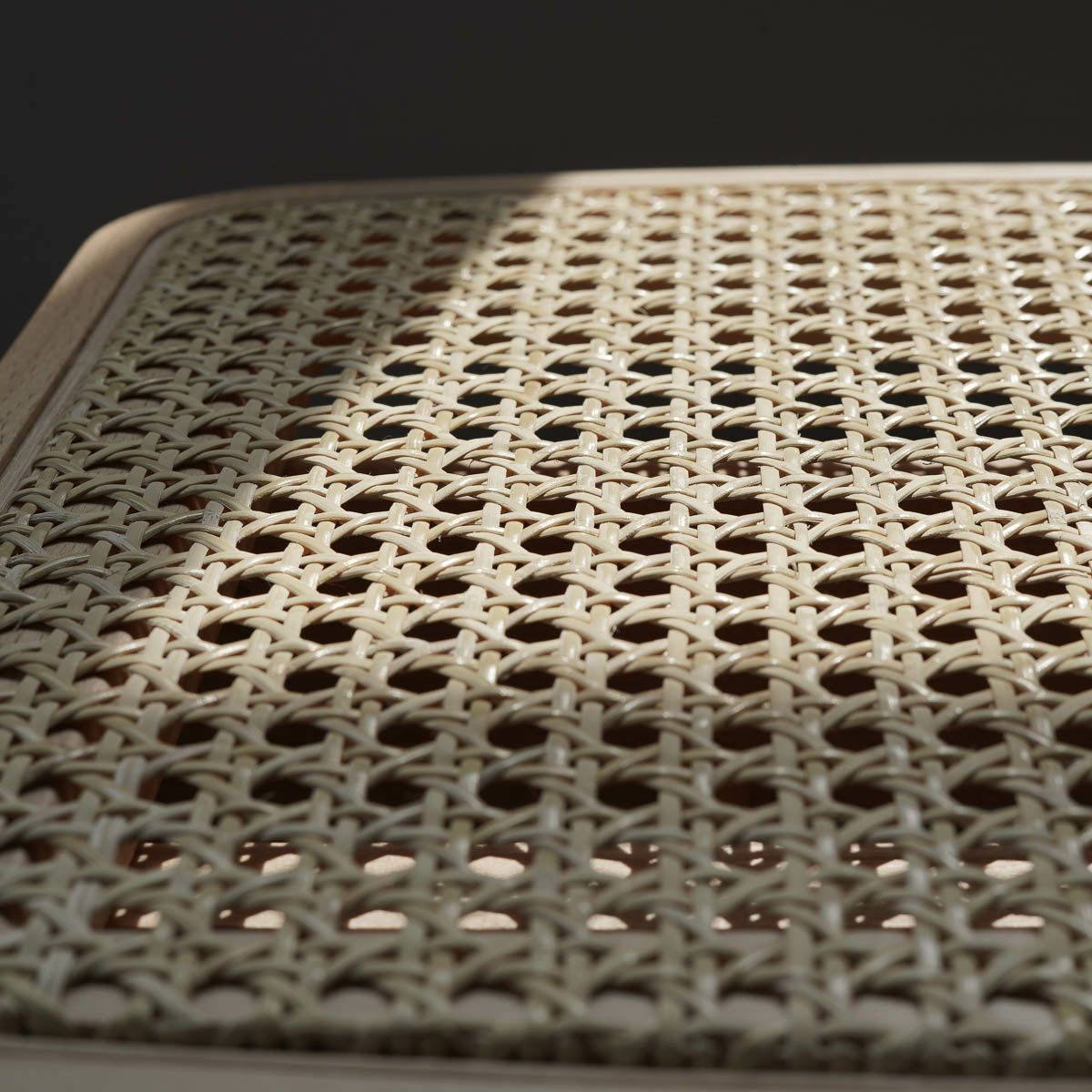 剣持スツールラタン