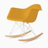 ハーマンミラー（Hermanmiller）イームズ アームシェルチェア RAR ディープイエロー ホワイトベース ホワイトアッシュ［RAR. 91 A2 DYL］