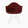 ハーマンミラー（Hermanmiller）イームズ アームシェルチェア DAR ブリックレッド ホワイトベース［DAR. 91 BKR E8］