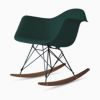 ハーマンミラー（Hermanmiller）イームズ アームシェルチェア RAR エヴァーグリーン ブラックベース  ウォールナット［RAR. BK OU EVG］