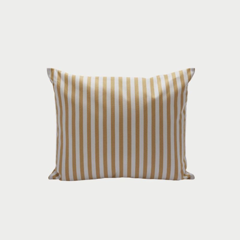 F.H.（フリッツ・ハンセン）SKAGERAK（スカゲラック）Barriere pillow 60×50cm（バリエレ ピロー ）/ ゴールデンイエローストライプ