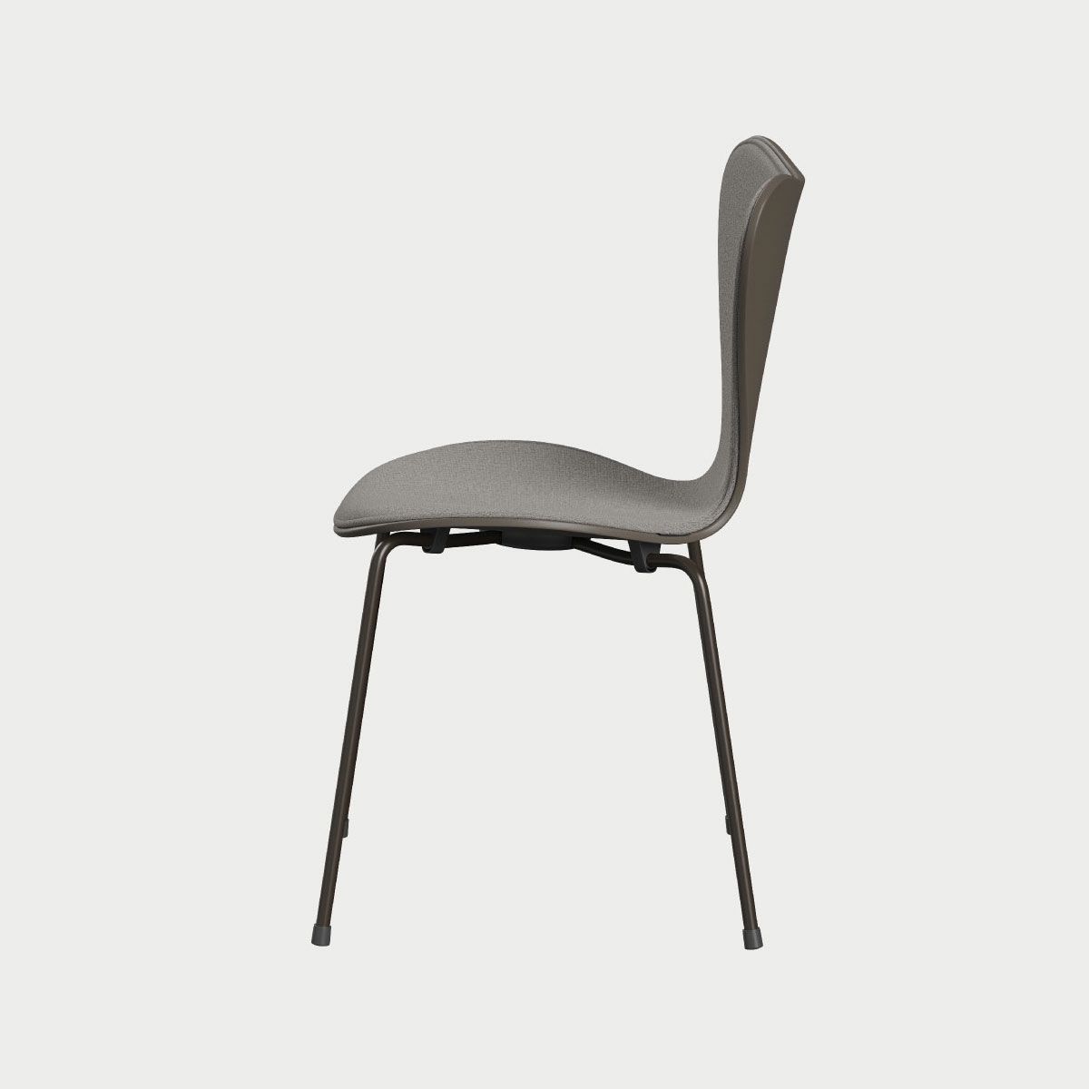 FRITZ HANSEN（フリッツ・ハンセン）SERIES 7（セブンチェア）  フロントパディング カラードアッシュ（ディープクレイ）クリスチャンハウン - ベージュ（1121）×ブラウンブロンズベース