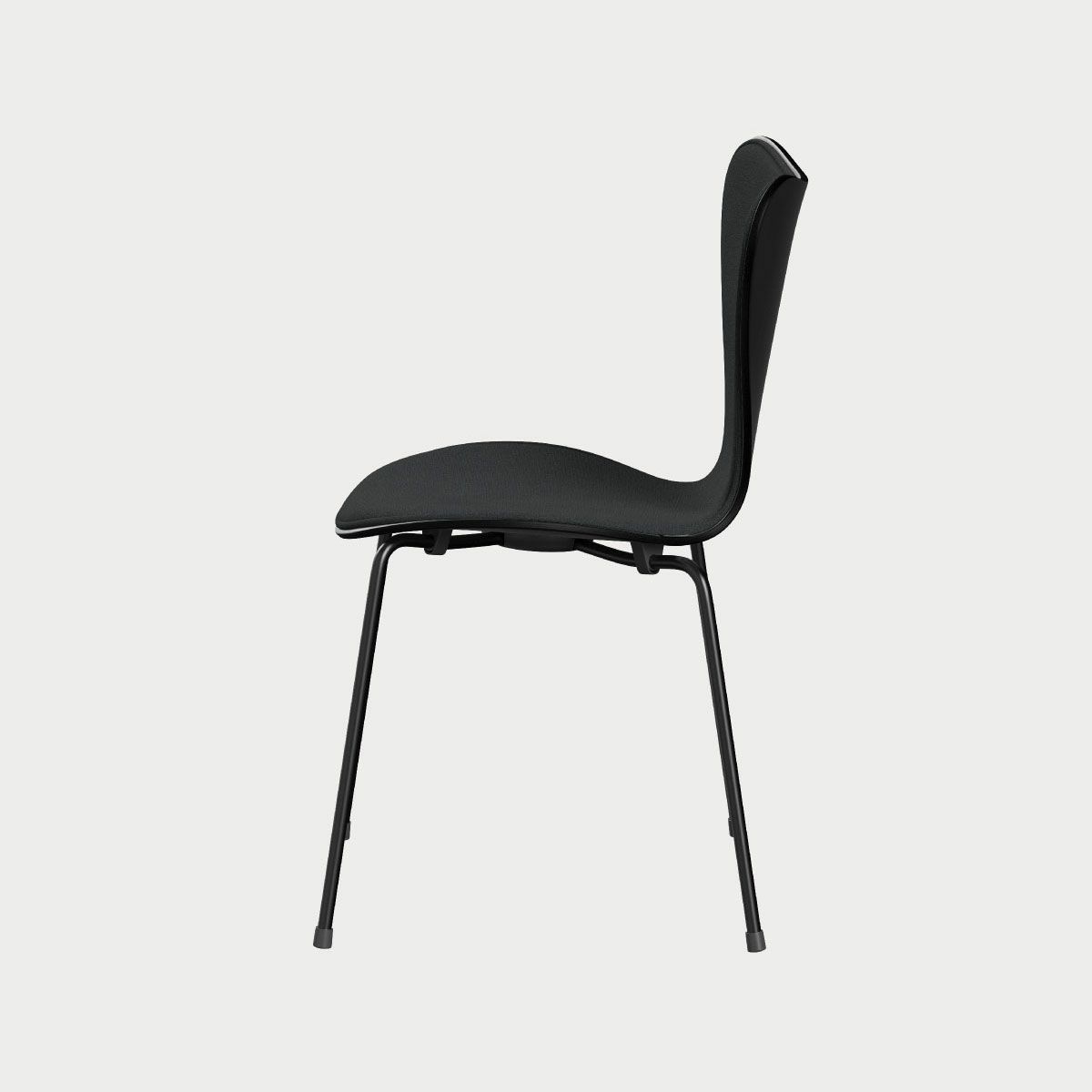 FRITZ HANSEN（フリッツ・ハンセン）SERIES 7（セブンチェア）  フロントパディング カラードアッシュ（ブラック）クリスチャンハウン - グレー（1173）×ブラックベース