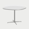 FRITZ HANSEN（フリッツ・ハンセン）SUPERCIRCULAR（スーパー円テーブル）A603（ダイニングテーブル100×100cm）ラミネート / 4スターベース ホワイト天板×サテン仕上げ