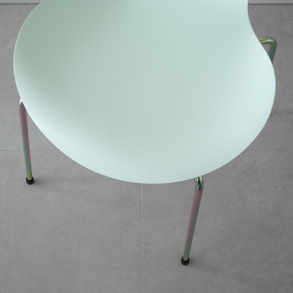 FRITZ HANSEN（フリッツ・ハンセン）SERIES 7（セブンチェア）  ラッカー / 7:14 AM GREEN（グリーン×レインボーベース）