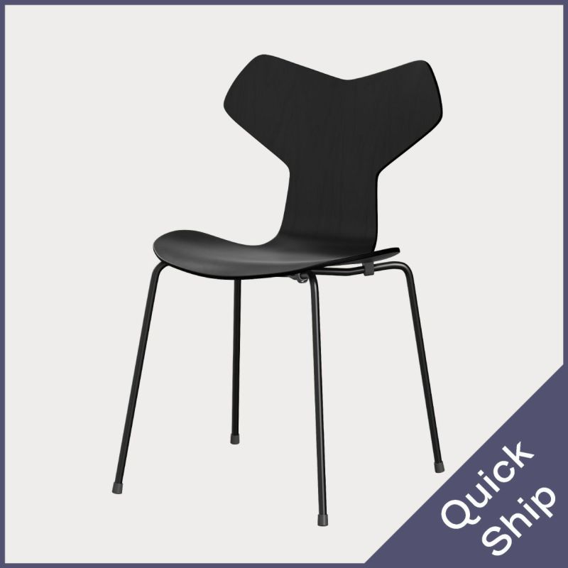 Fritz Hansen GRAND PRIX CHAIR ブラック Grand Prix™ chair - 3130, front upholstered - Fritz Hansen